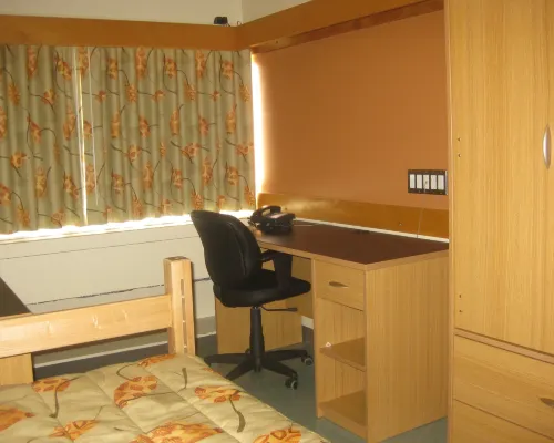University of Toronto - New College Residence - Wilson Hall Residence โรงแรมในโตรอนโต
