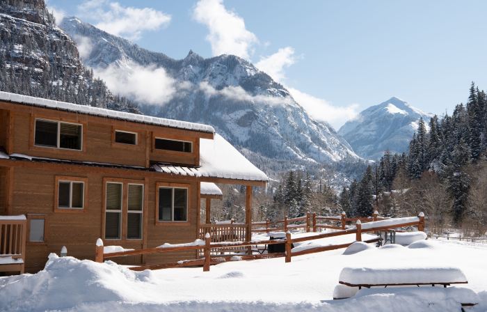Ouray Riverside Resort - Inn & Cabins