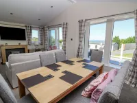 Ystwyth 36 Hotels in Borth