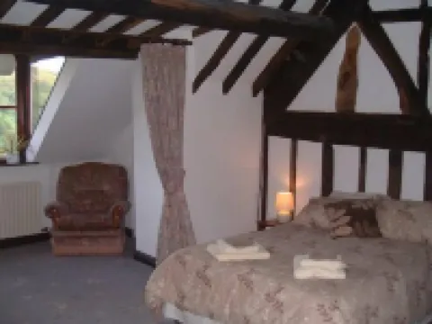 Horseshoe Pass Holiday Lets Hotels in Llangollen