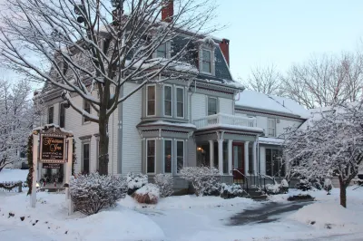 Hartstone Inn Hotels near Once A Tree