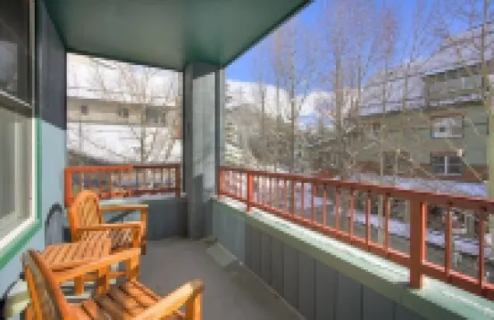 Silver Mill 8167-1Br-Walk to Slopes! Kids Ski Free! 1 Bedroom Condo by Redawning