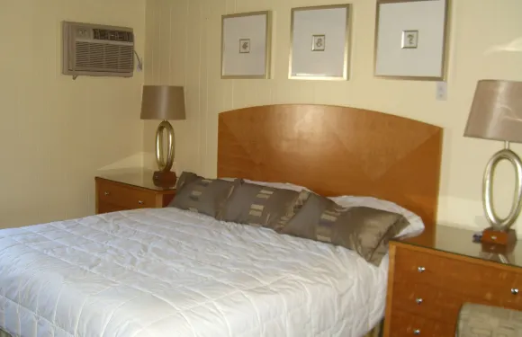 紫晶海灘汽車旅館