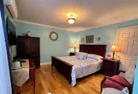 Inn on the Harbour Hotels in Charlottetown