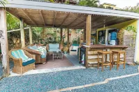 Salt Pond Bay Glamping Site With AC