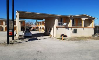 Cisco Inn