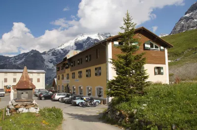 Berghotel Franzenshöhe Hotel in zona Il Bunker Del Passo Palade