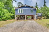Riverfront Milton Cabin w/ Boat Ramp & Dock! - Parking