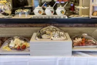 Fenomen Plitvice Resort - breakfast