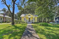 'Moon Pie Cottage' Near Downtown Ocean Springs! - Beach