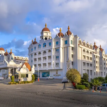 Oz Hotels Side Premium Отели рядом с достопримечательностью «Эвренсеки»