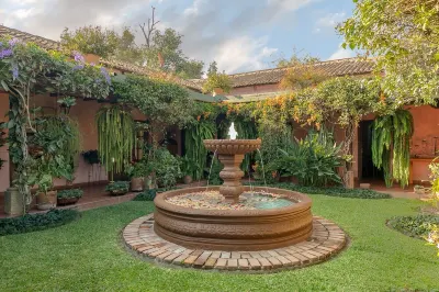 Colonial Villa And Guest House With Pool in Gated Community