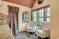 Blissful Broken Bow Studio Fire Pit and Jacuzzi Tub - アパートメント
