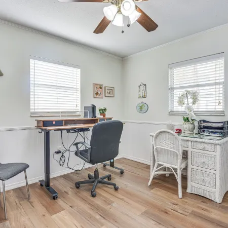 1 Mi to Anna Maria Island Pet-Friendly Retreat