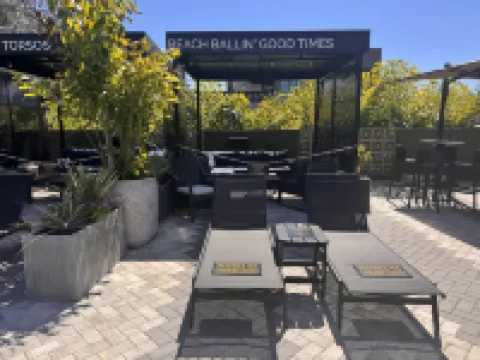 마리 진 호텔 - 성인 환영