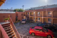 Inn at Golden Gate - Motels