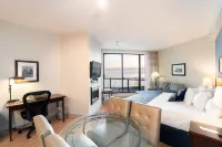 Ocean Promenade Hotel