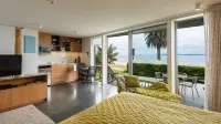 Golden Sand Beachfront, Cable Bay Stays, Cable Bay, Northland Hotels in Taipa