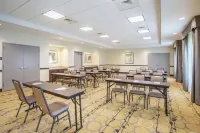 Hampton Inn Voorhees Hotels in Echelon