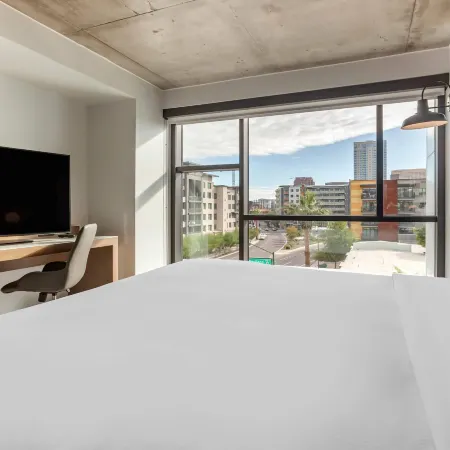 Cambria Downtown Phoenix Convention & Airport Hotel