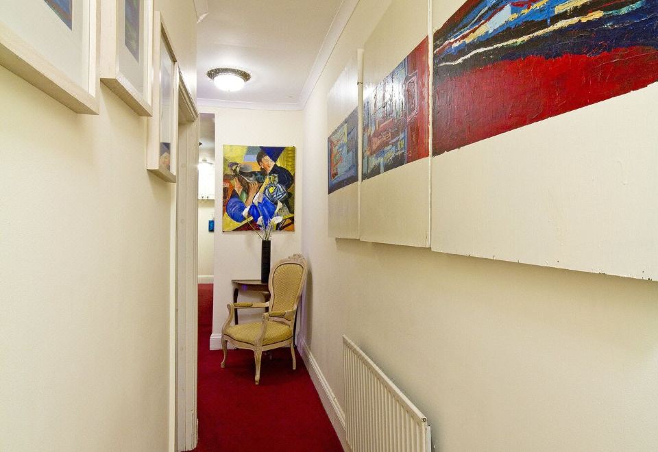 킹스웨이 파크 호텔 객실 내부