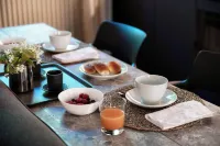 Shadows of Love - by MyHomeInComo