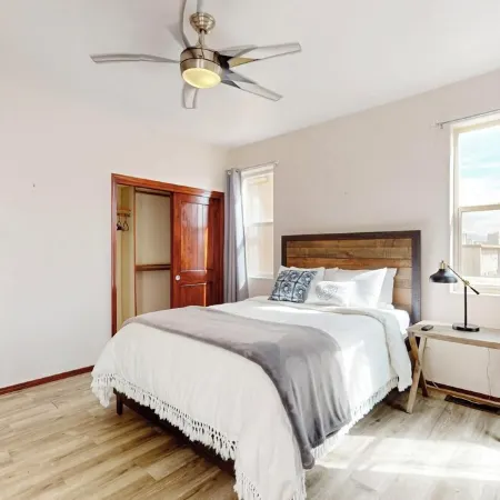 Visiting ABQ for a Conf? Home Centrally Located Get Anywhere in the City in 20m.