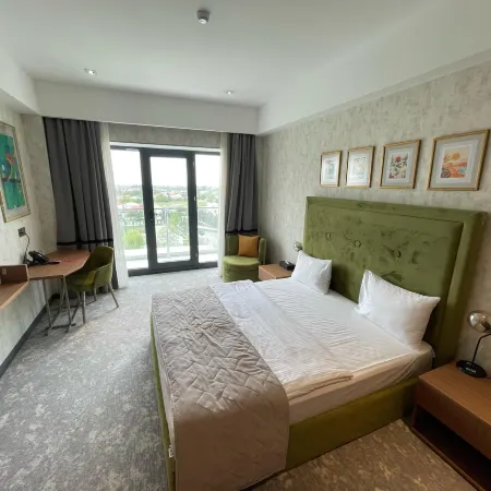 Arena Grand Hotel