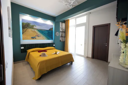 PalerMonAmour Art Gallery Suite - Sea View