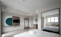 Cove Aspena Residence Hotels in Batuceper