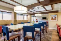 Spark by Hilton 亞特蘭大機場南科利奇帕克