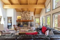 Crystal View by Avantstay Al Fresco Dining w/ View of Lake Tahoe + Crystal Bay