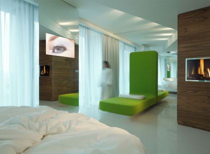 I-Suite Hotel