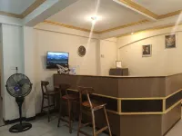 Guest House Halal Square Hotel a Bontang Utara