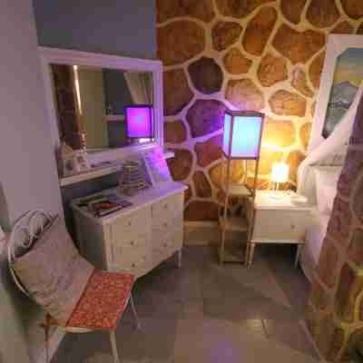 Quiet Alley studio 2 by Frangki Rooms
