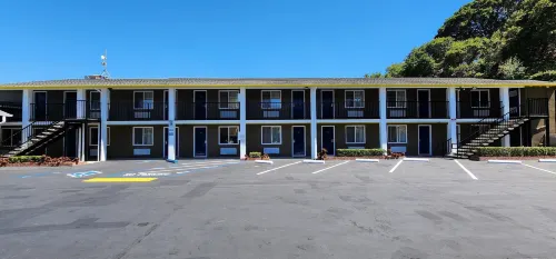 Hotel Belmont Hotels in Belmont