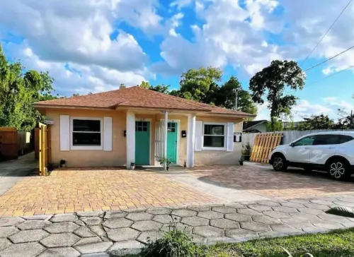 1bdr/1bthr near JAX downtown pet friendly 124B