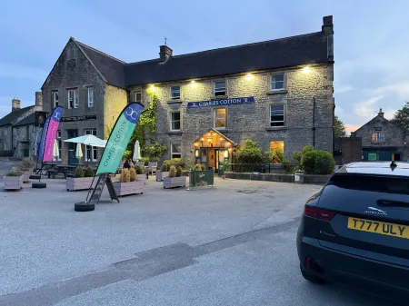 Charles Cotton Hotel Отели в г. Веттон