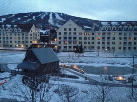 Mountain & sunset views from balcony! Heated pool/spas, walk to lifts & village!