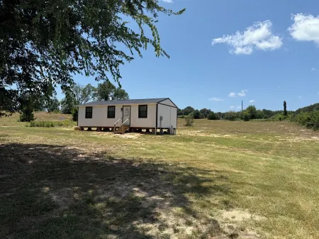 Home away from Home- Near Tyler Airport