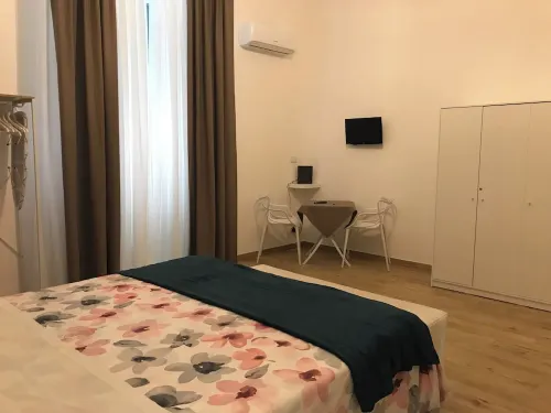 Family apartment located in the center of Taranto I strategic location.
