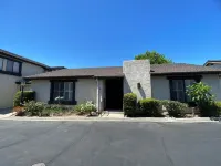 SPACIOUS 2-bed 2 bath condo w everything 2 car parking , near Metro ALL welcome