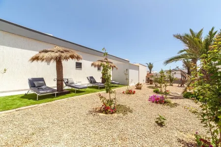 Villa Menzel Luxury, Djerba Tunisia Отели в г. Djerba Midun