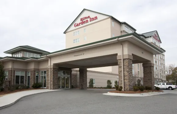 弗多斯塔希爾頓花園酒店