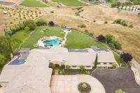 Secluded Estate Exclusive Views of Wine Country Private Home Theater Twilight Vines by AvantStay