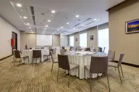 WYNDHAM SANTIAGO AIRPORT - Завтрак