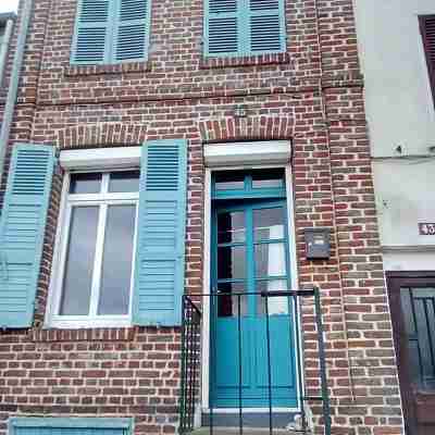 Chez Margaux comfortable fisherman's house facing the bay nearby shops Hotel Exterior