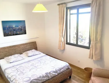 Spacious & quiet apt, Sea view A/C gated community with swimming pool