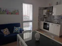 The Carusians rent short