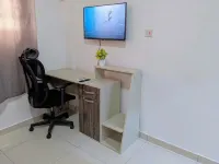 Private 1-bedroom with Hot Water, AC and Free Wifi